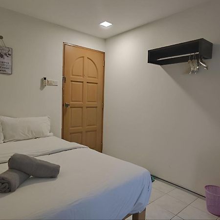 Natol Homestay-Mjc Batu Kawa Mjc New Township Kuching Exterior foto