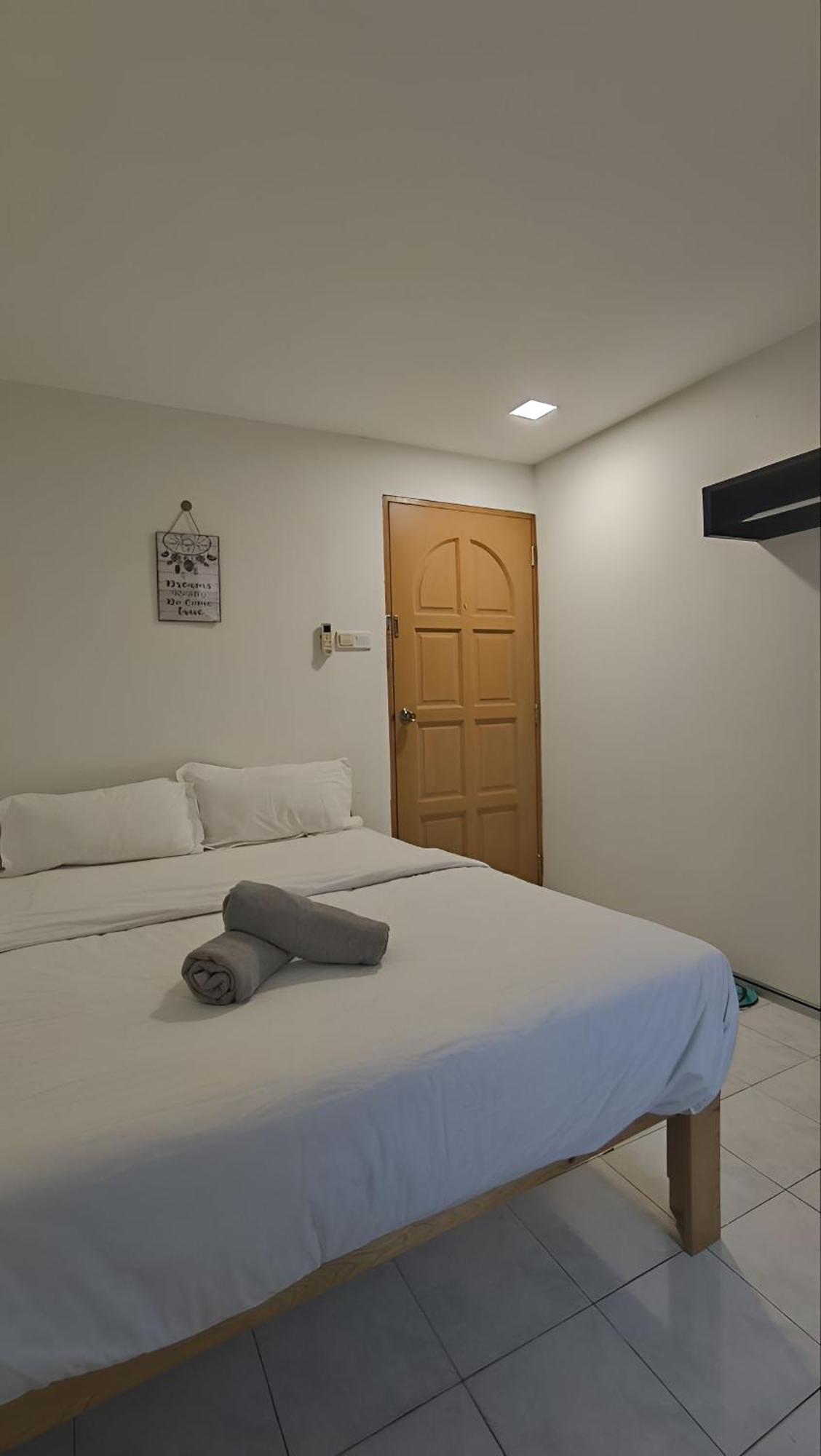 Natol Homestay-Mjc Batu Kawa Mjc New Township Kuching Exterior foto